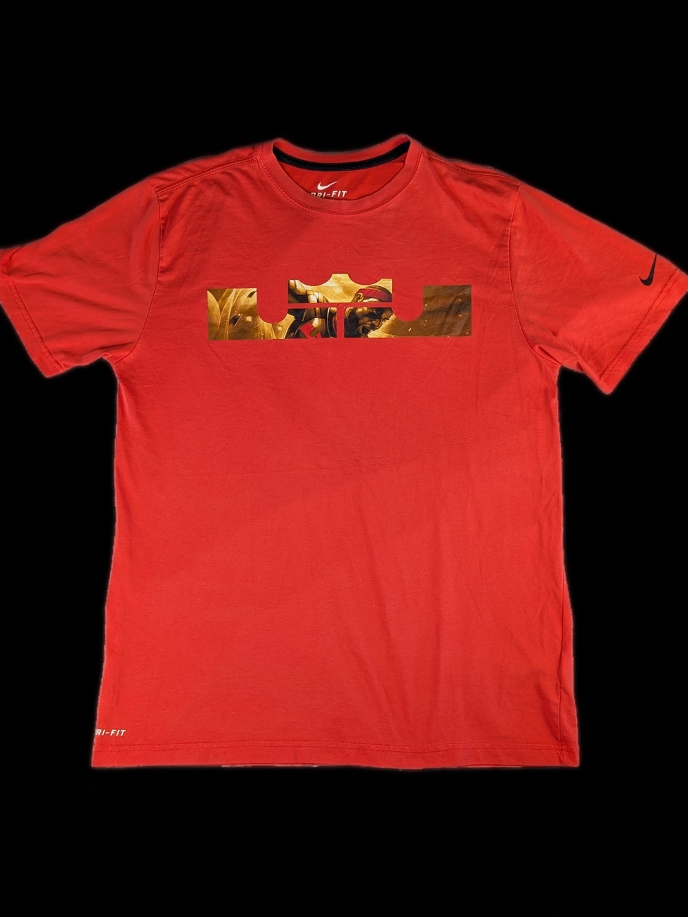 Nike Drifit Fit LeBron James T Shirt Size L Red King james Logo